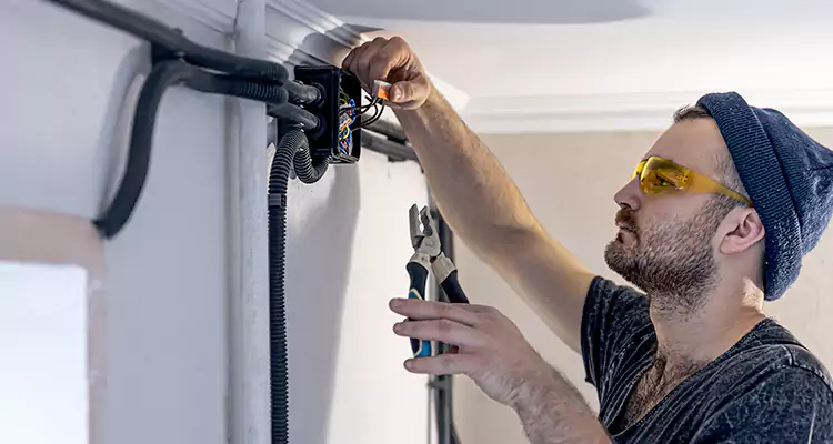 Garage Door Opener Cable Repair in West Little River, FL