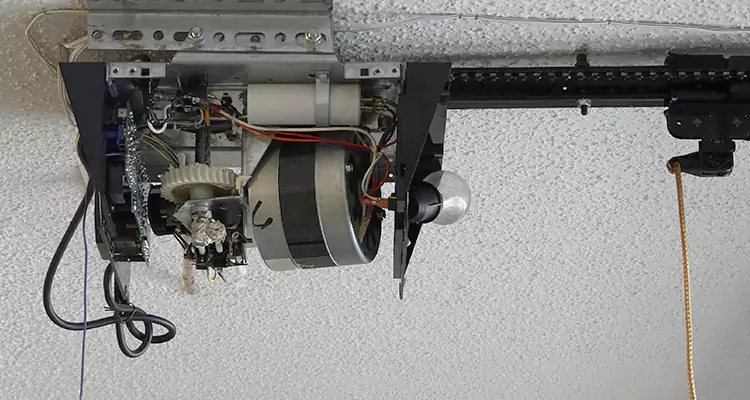 Emergency Garage Door Opener Repair in West Little River, FL
