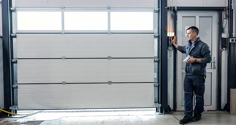 Modern Overhead Door Repair in West Little River, FL