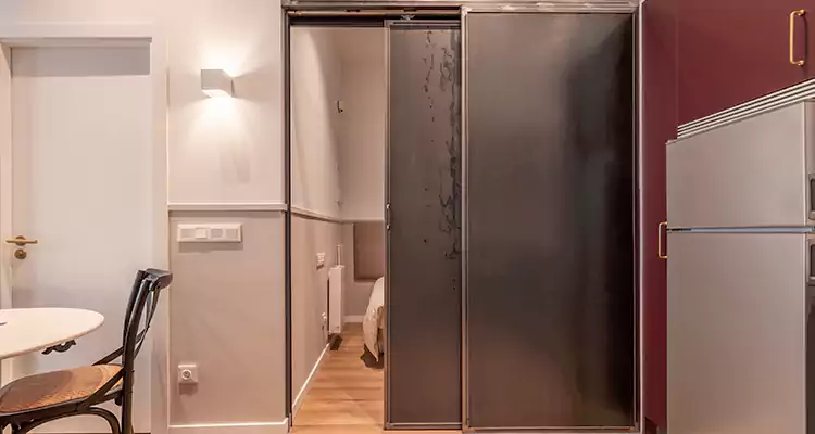We Fix Closet Sliding Door in West Little River, FL 