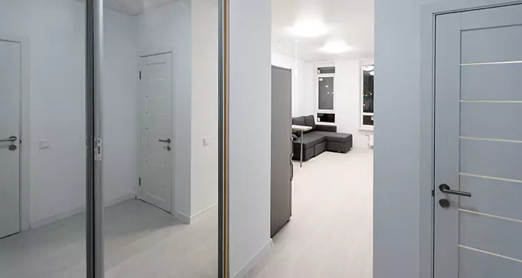Modern Mirrored Closet Doors Repair in West Little River, FL