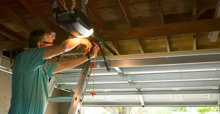 Chamberlain Garage Door Repair in West Little River, FL