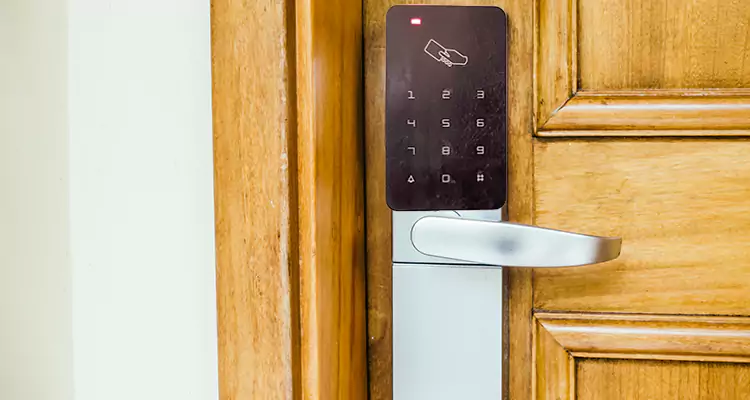 Keyless Hotel Door Locks Repair in West Little River, FL