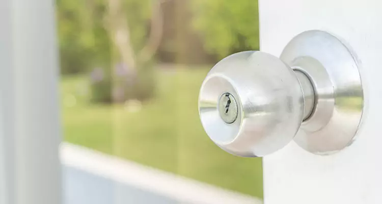 Patio Door Mechanism Jammed in West Little River, FL