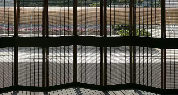 Front Screen Door Repair in West Little River, FL